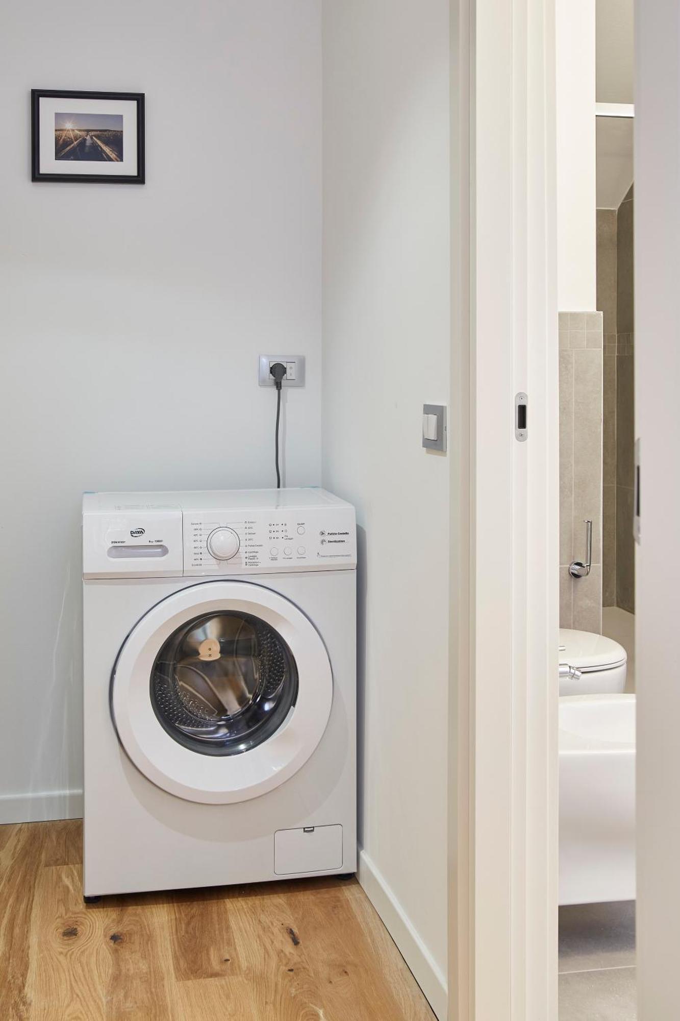 Presty Apartments Milan Luaran gambar